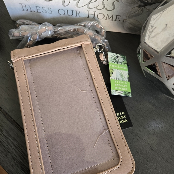 Studio Badgley Mischka Quilted Silver Studded Phone Case Tan - Picture 3 of 7